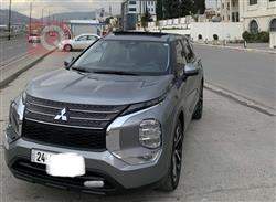 میتسوبیشی ئاوتلاندەر